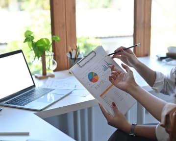 Accounts Assistant CV: Example, Skills & Guide for 2026