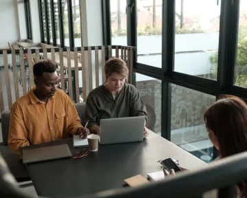 Who Is the Average UK Job Hunter? 2025 CV Research