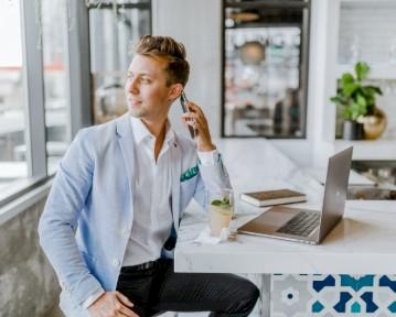 How to Write a CV Summary: Examples Inside