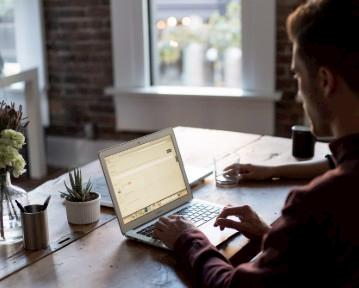 30+ Best CV Writing Tips and Advice for 2025