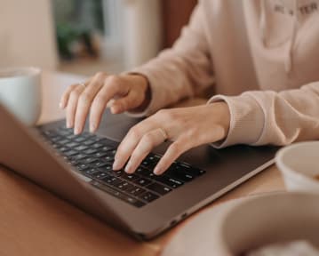 Top 6 Free AI CV Makers You Can Try Today