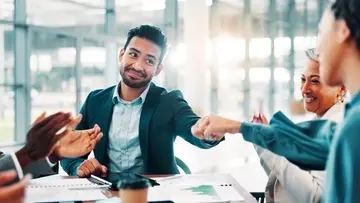 12 Jobs AI Won’t Replace in 2025