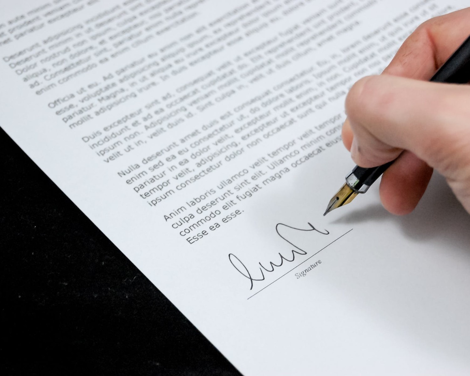 How to Write a Legal/Law Cover Letter [Examples]