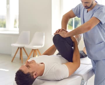 How to Write a Physiotherapist CV (Guide & Example)