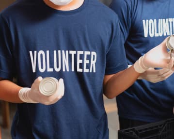 Volunteer CV Example & Writing Guide for 2025